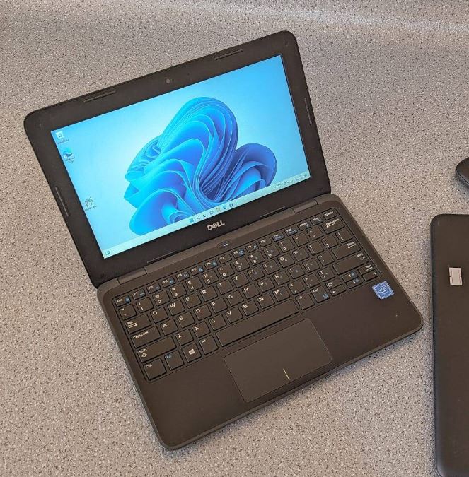 Dell Latitude 3190 Celeron N4120 4GB RAM 128GB SSD / 64GB SSD – Like New – USA Stock